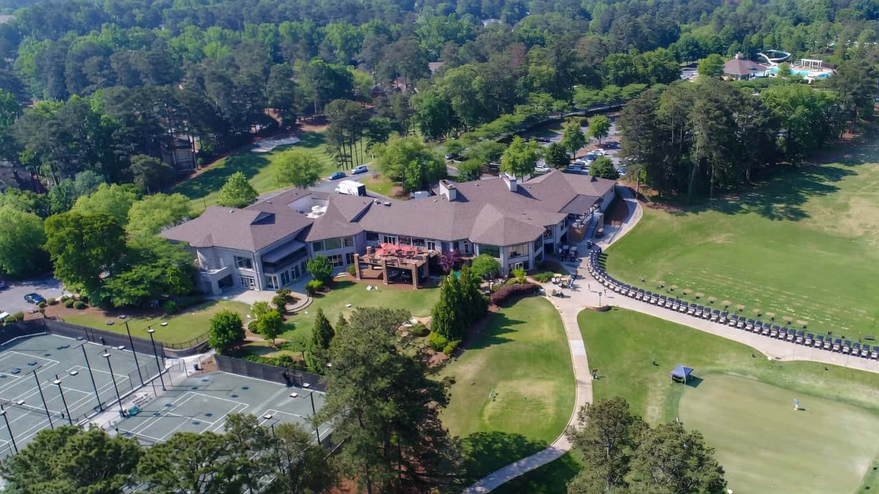 Country Club of Roswell clubhouse, golf course, and tennis courts in Roswell, GA