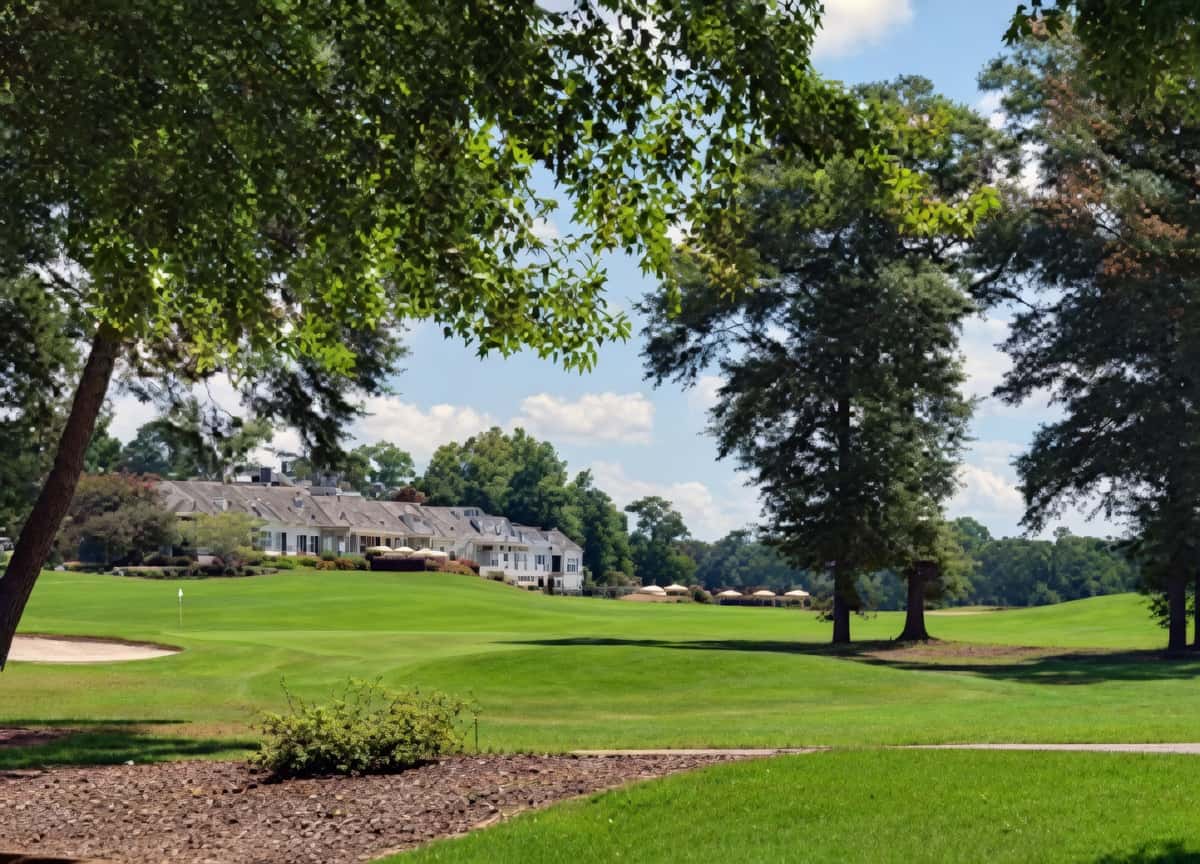 Horseshoe Bend Country Club golf course and homes along the Chattahoochee River in Roswell, GA