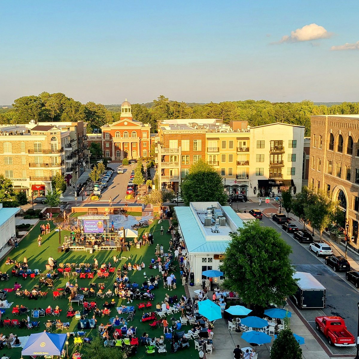 Downtown Alpharetta luxury homes — walkable urban living on the Alpha Loop